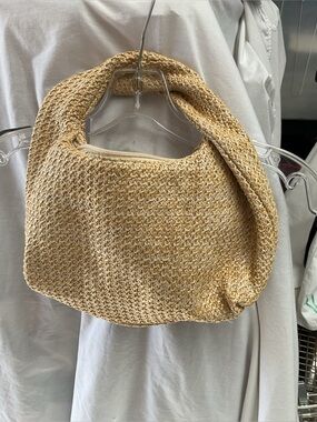 Woven Straw Tote Bag in Natural Beige